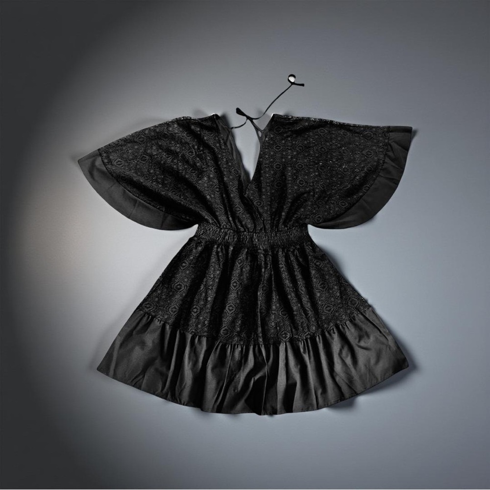 Elegant Black Midi Dress